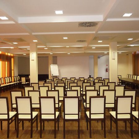 Hotel Aviator Kielce "Business Hotel Medical & Spa" ภายนอก รูปภาพ