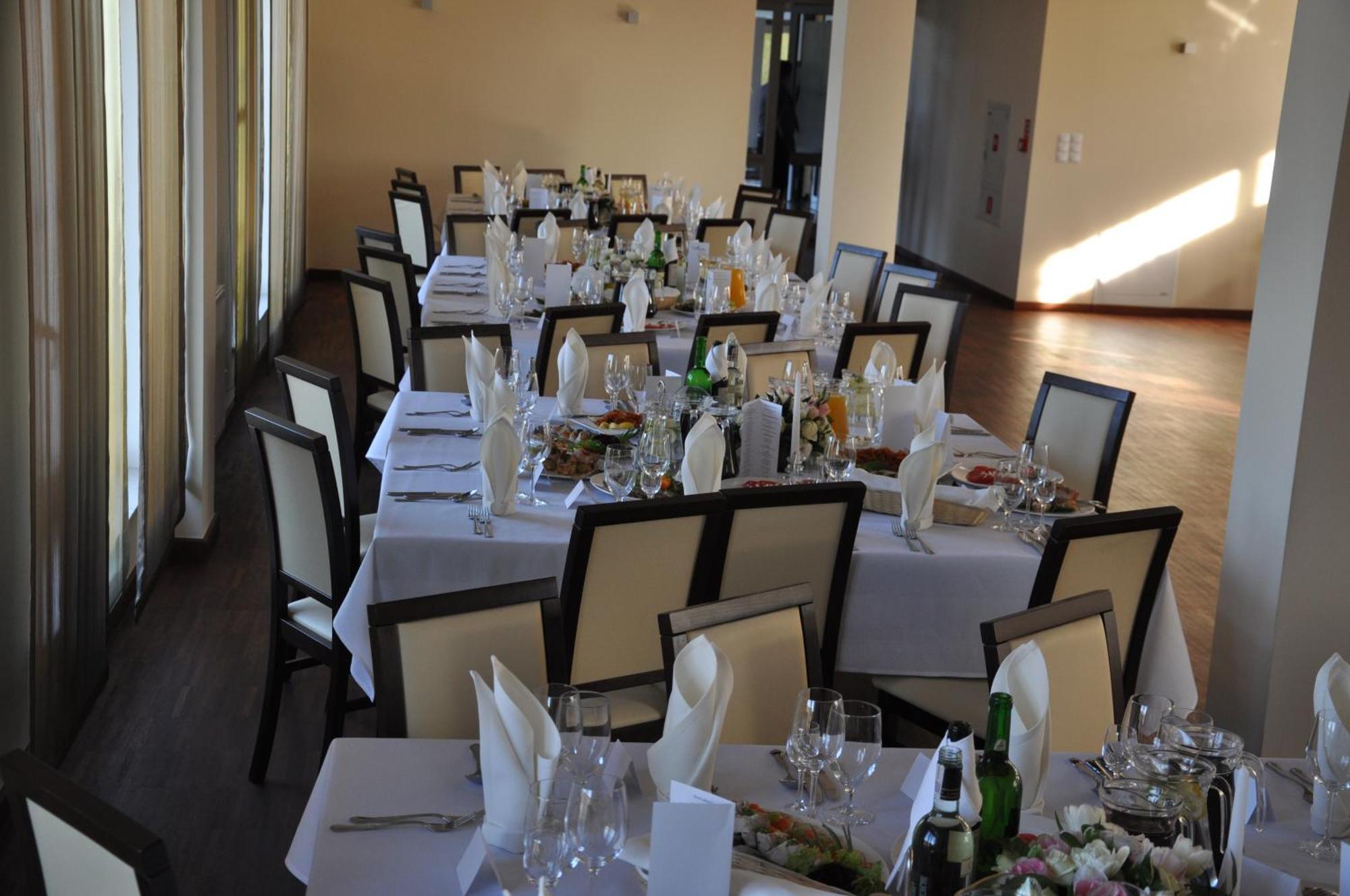 Hotel Aviator Kielce "Business Hotel Medical & Spa" ภายนอก รูปภาพ