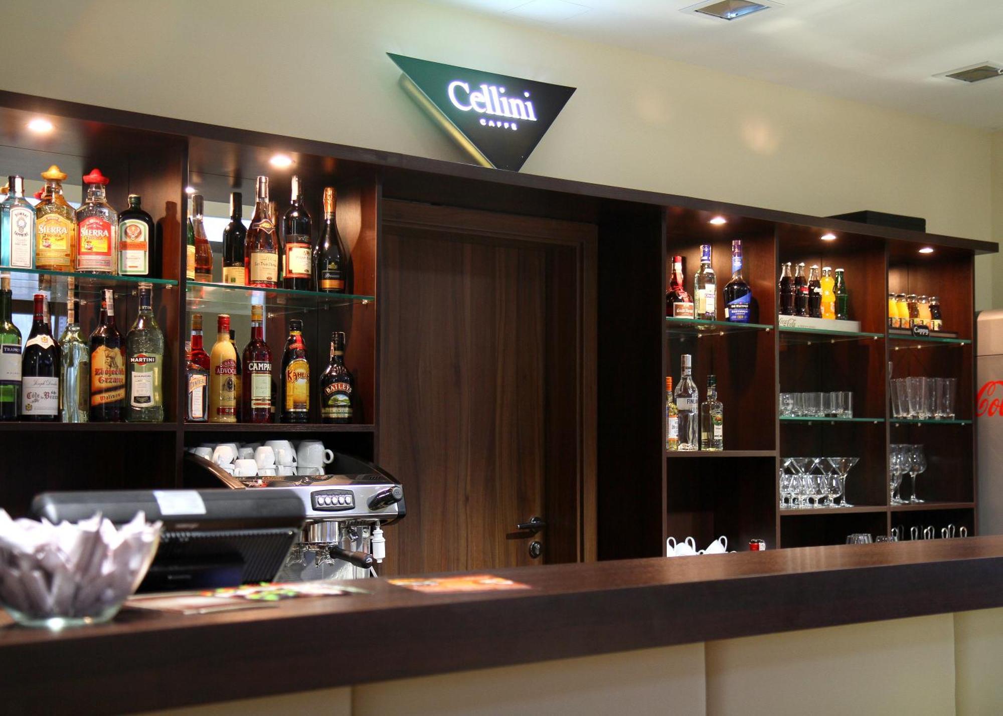 Hotel Aviator Kielce "Business Hotel Medical & Spa" ภายนอก รูปภาพ