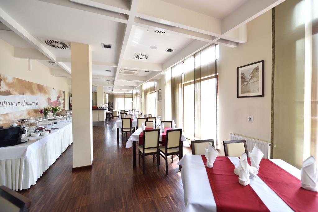 Hotel Aviator Kielce "Business Hotel Medical & Spa" ภายนอก รูปภาพ