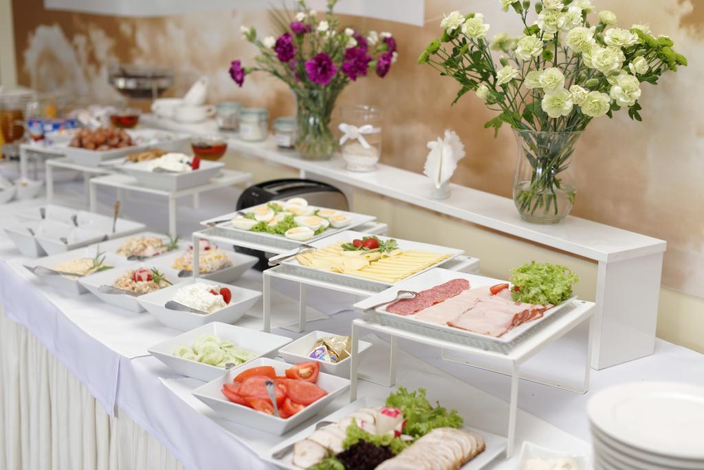 Hotel Aviator Kielce "Business Hotel Medical & Spa" ภายนอก รูปภาพ